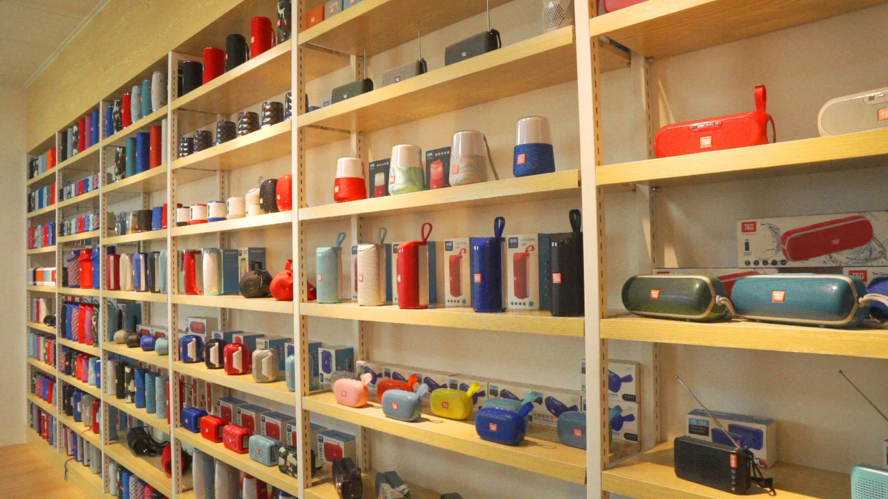 T&G Bluetooth speaker product display and company strength